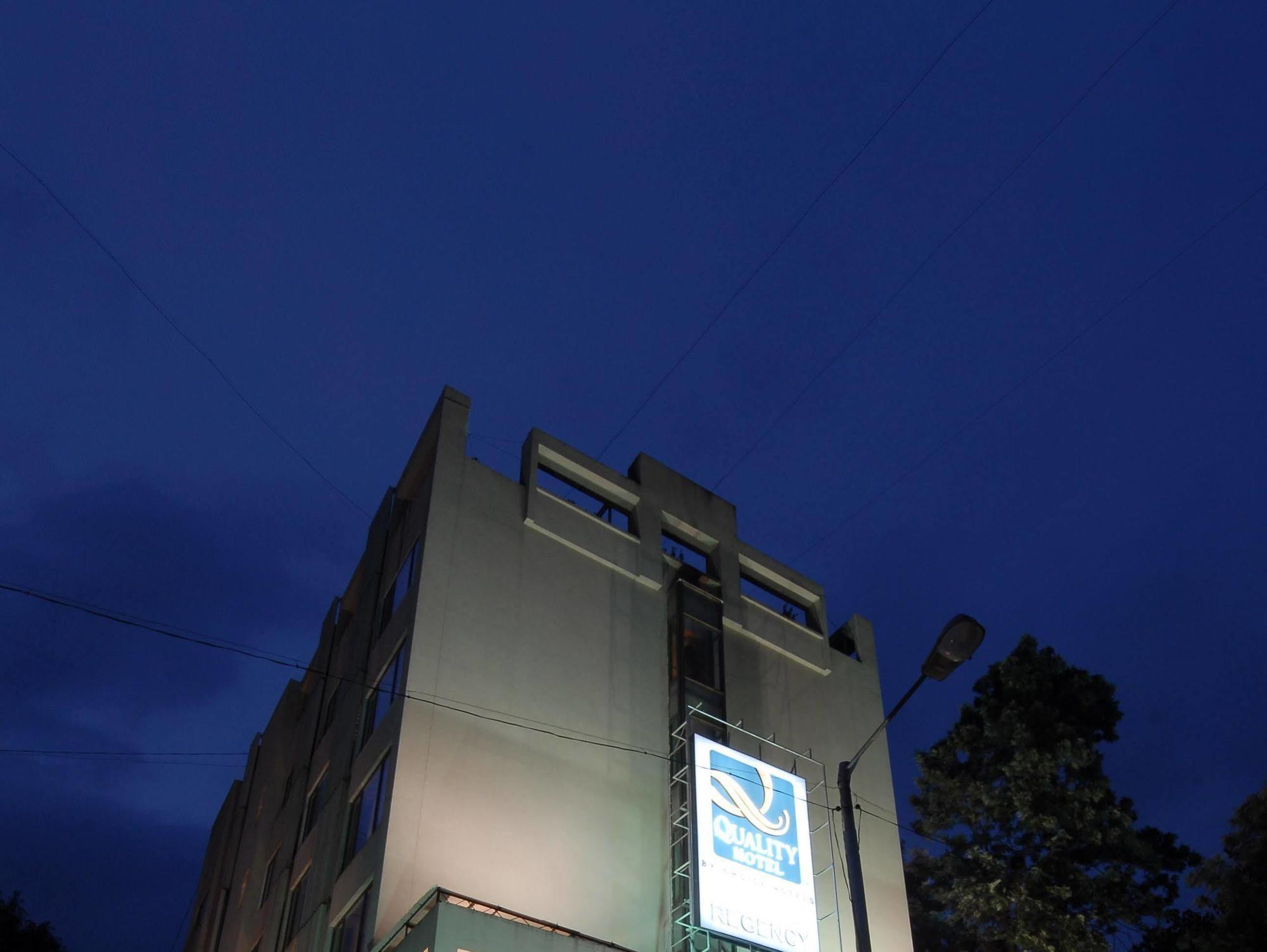 Hotel Treebo Regency - Bund Garden, Dhole Patil Road Pune Esterno foto