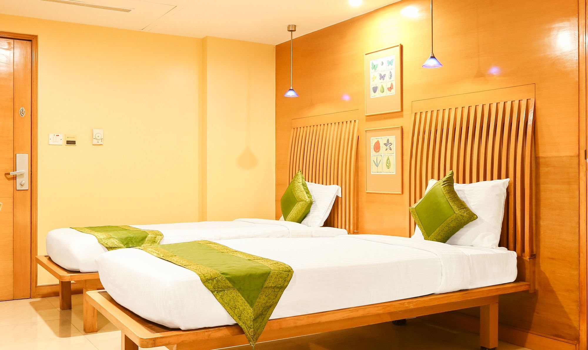 Hotel Treebo Regency - Bund Garden, Dhole Patil Road Pune Esterno foto